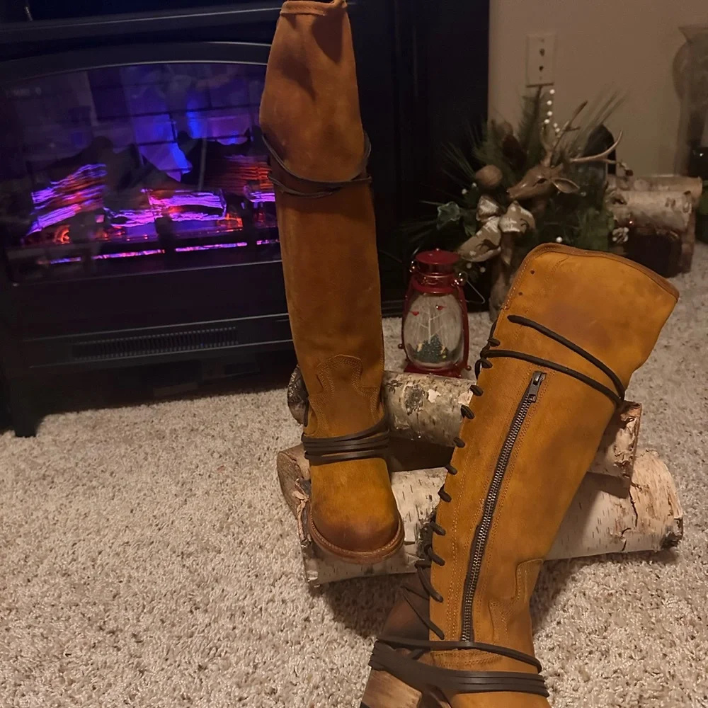 Freebird Women's Lace Up Boots in Brown - Picture 9 of 10